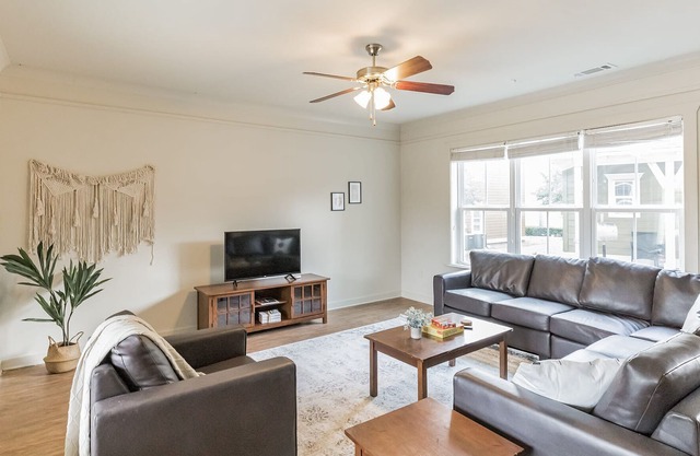 Brand New to Market 6BD Weekend Getaway