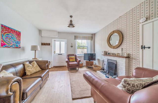Brent Burn - sleeps 4 guests in 2 bedrooms