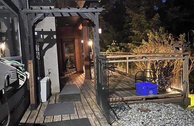 Brentwoods L'il Lodge, 2Bed, 2Bath, outdoor kitchen, BBQ sleep4-6