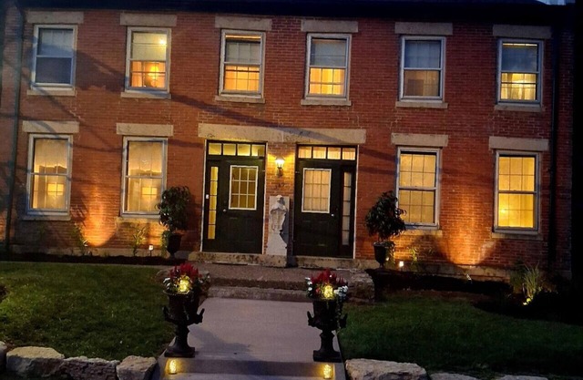 Briarstone Inn | Historic 7-Room Inn w/Private Baths | Walk to Downtown Galena