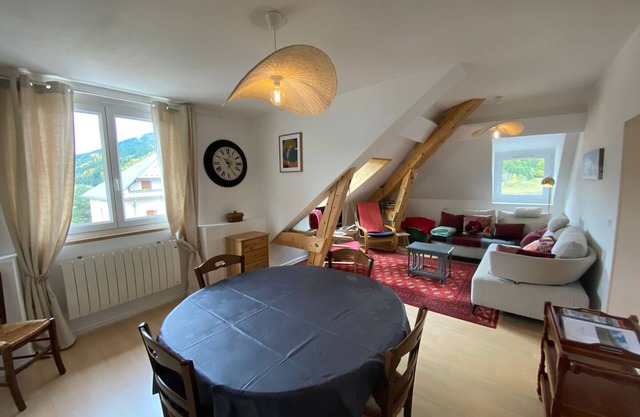 Bright 2-bedroom apartment in the heart of Vercors