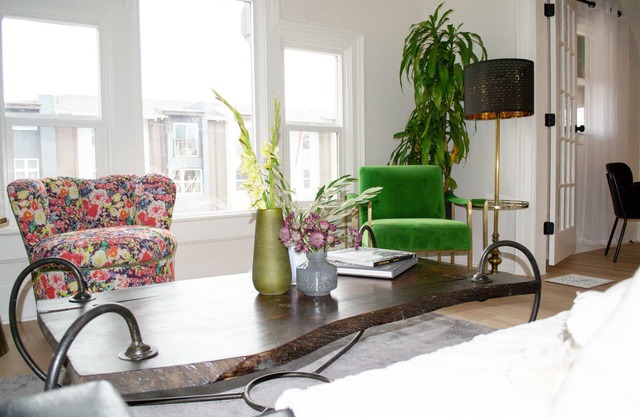 Bright & Airy Renovated Victorian Retreat blocks from Denver's best dining scene
