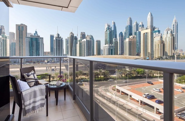Bright and Modern 1BR in JLT with City Views