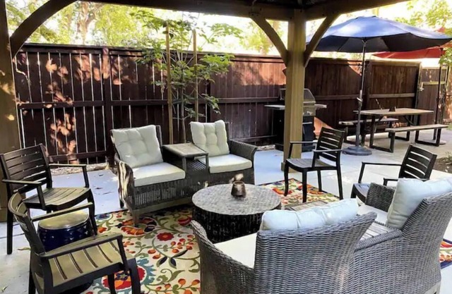 Bright and Modern 2 Bedroom in Downtown Chico