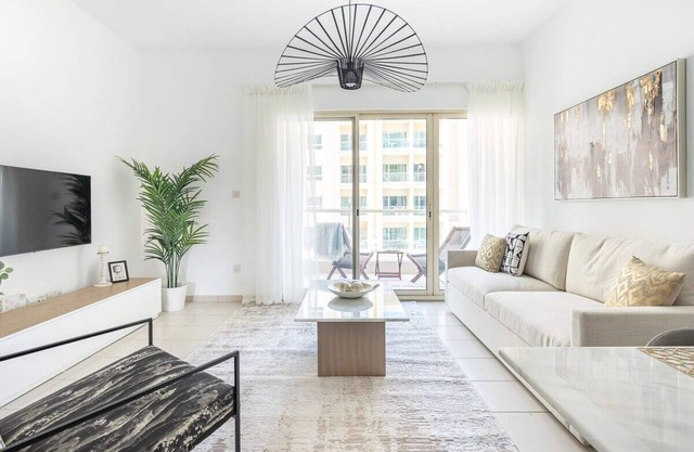 Bright and Spacious 1BR in The Greens!