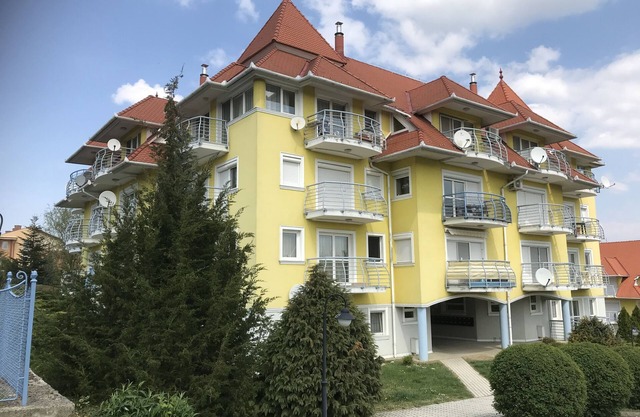 Bright and spacious vacation apartment in Heviz