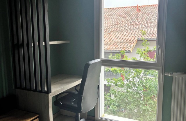 Bright apartment 15 minutes from Bayonne