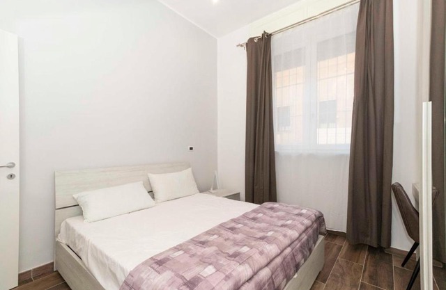 Bright & Functional Flat Lingotto