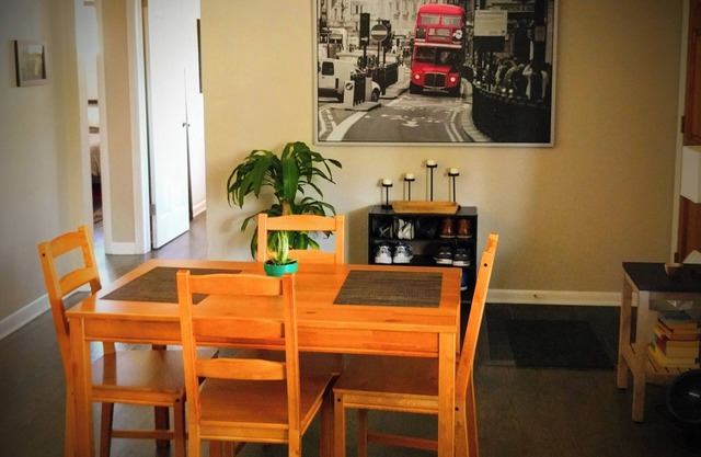 Bright natural light Private Quiet Clean