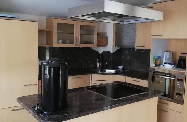 Bright, quiet, comfortable vacation apartment for two people (90 m2) with fitted kitchen and WiFi