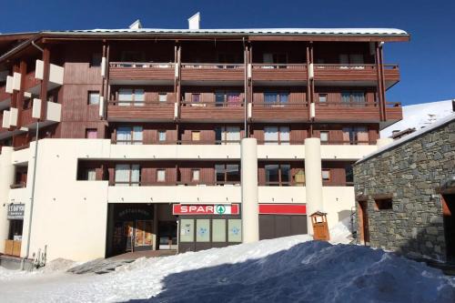 Bright studio with balcony