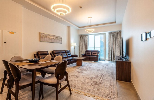 Bright & Stylish 2 bedroom in JLT – Medore Tower