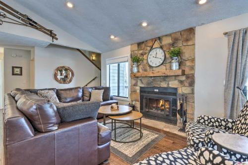 Bright Wintergreen Resort Home Deck and Grill!
