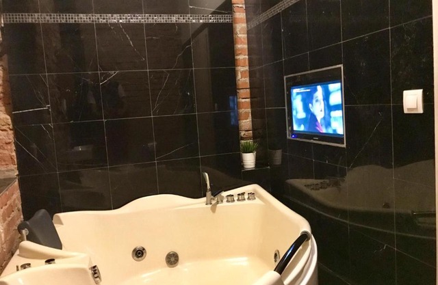 Brno center whirlpool apartment
