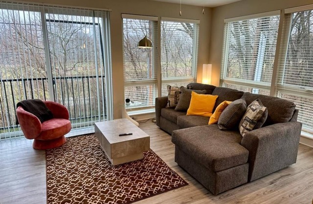 Broad Ripple Quietly Nestled 2BR w/Free Parking