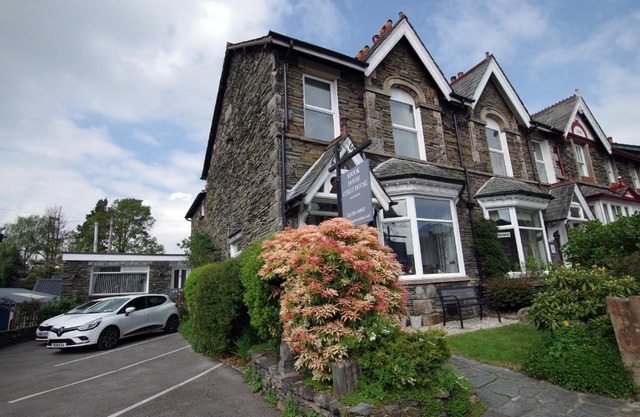 Brook House ― Free on-site car park