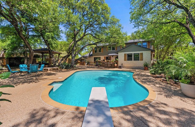 Brushy Creek Retreat – Serene Backyard Paradise Near Austin