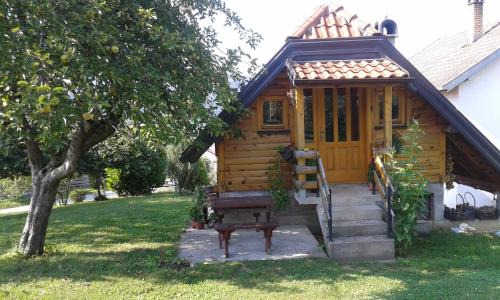 Brvnara Lug, apartman