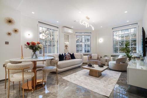 Bryanston Apartments