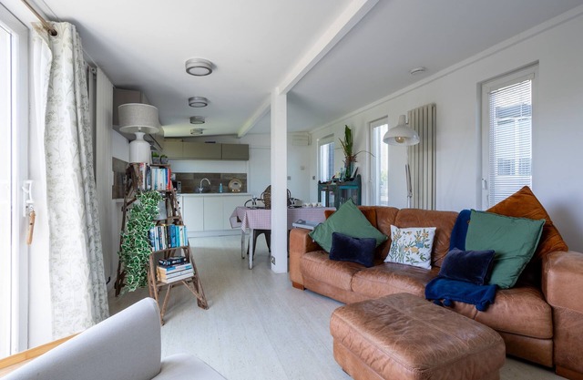 Bryn Bach: Romantic 1-Bed Cottage with Hot Tub in Llanfaelog | Managed by Anglesey Holiday Lettings