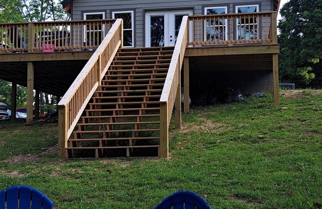 Buckingham cabin#2 @ the Lake minutes from New River Gorge National Park Hot tub
