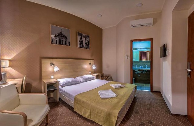 Budapest Citi Guesthouse - contactless self check in