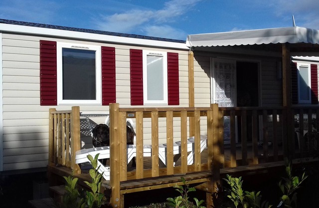 Budget 6-person mobile home