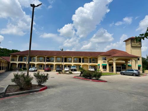 Budget Host Inn