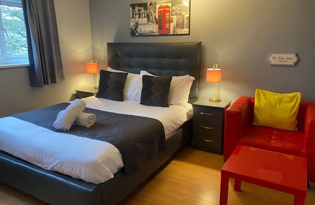 Budget stay - 5 Rooms - Private parking