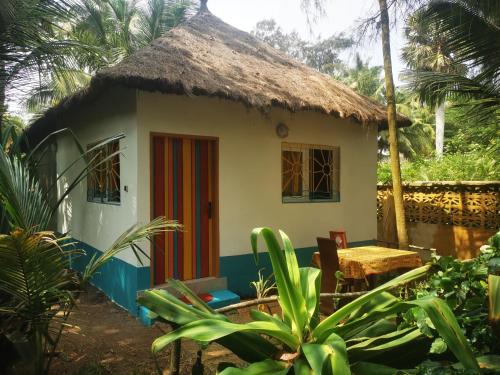 Bungalow accés direct plage privée "Plage tropicale Chez Jack et Régine"
