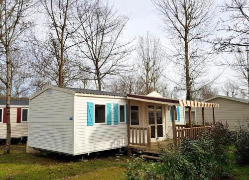 Bungalow familial à Onzain avec belle piscine partagée B