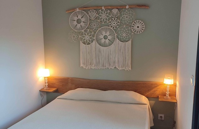 Bungalow 7 min. from Saint Cyprien beach, Cala Rossa, 10 min. away. Porto-Vecchio