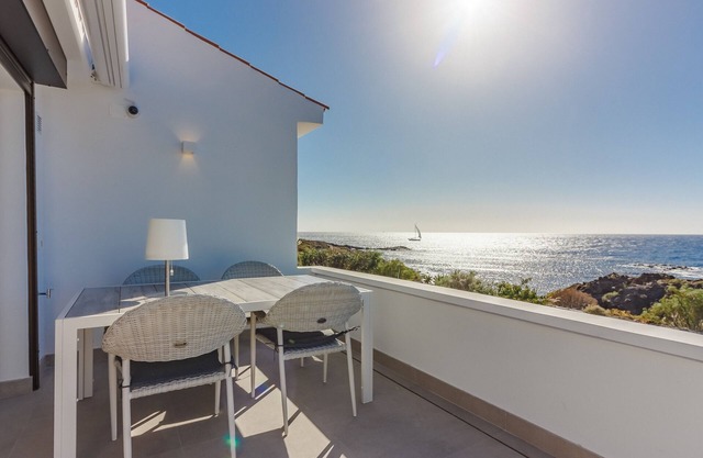 Bungalow in front of the sea with two bedrooms in Tenerife