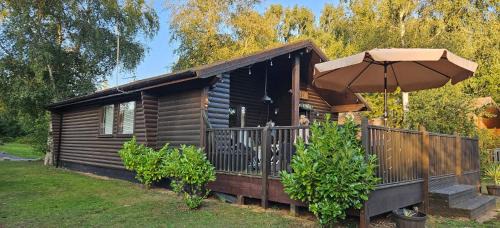 Bunting Lodge, 21 Duck Lake