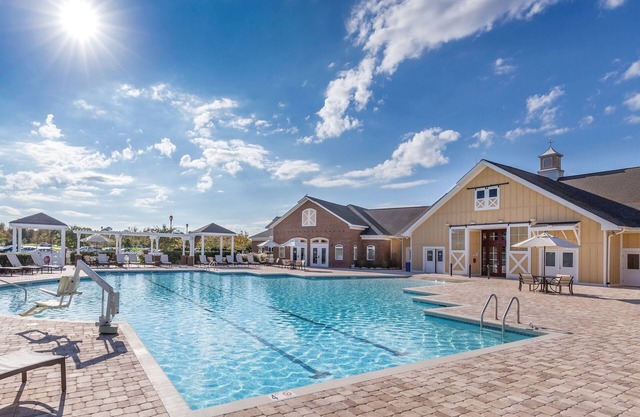 Busch Gardens, Waterpark USA, "William & Mary", Wyndham Governor's Green
