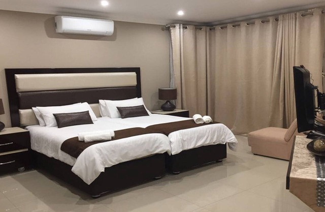 Business Deluxe Suite