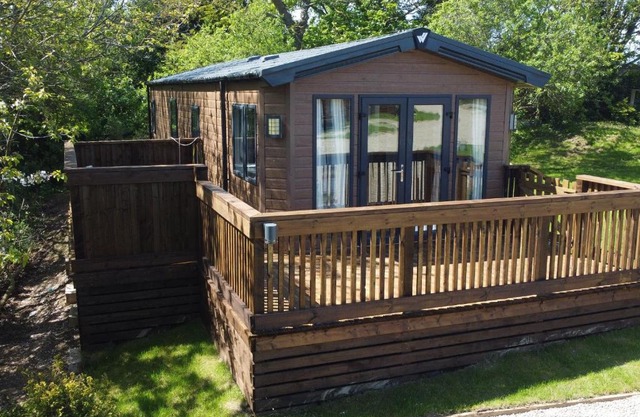Buttercup Lodge