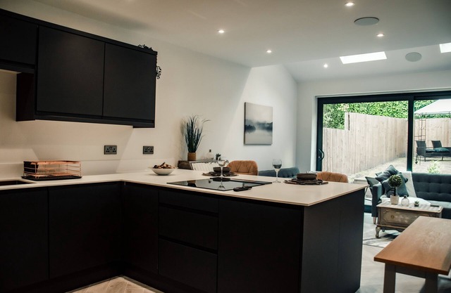 Bv Luxury 3 Bedroom Townhouse At Bed Cliff Oaks