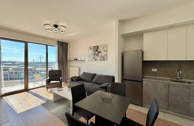 BW One-Bedroom Apartment with Breakfast and Parking included