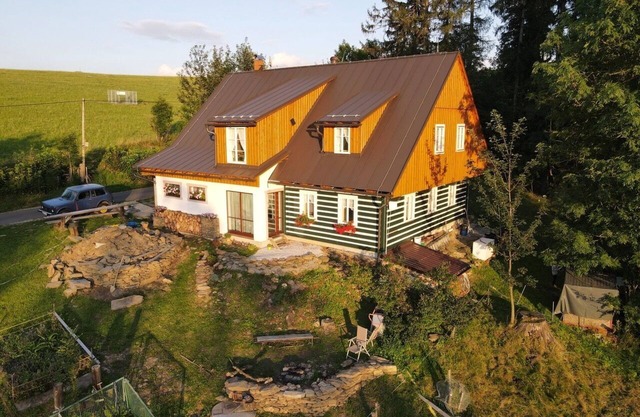 Byt v Krkonoších, Kněžice u Vrchlabí, restaurace 150m, lyžařský vlek 300m
