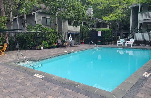 C214 2 bed 2 bath 2nd/top floor of two story building