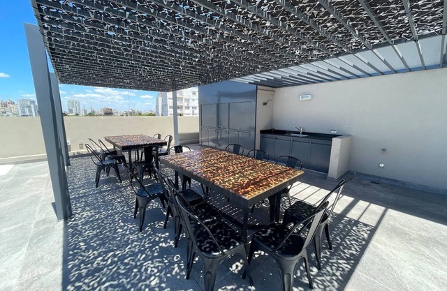 Caballito Retreat: Pool and Balcony