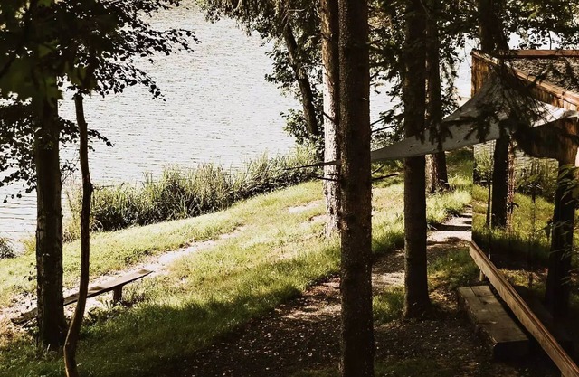 Cabin 2 adults + 1 child up to 17 years - Lake view