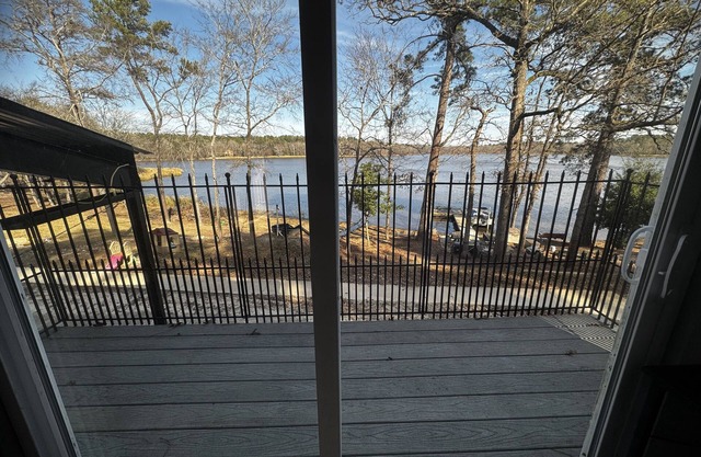 Cabin 3 Directly on the Lake