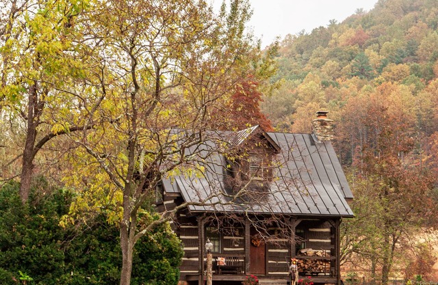 Cabin at Rabbit Hollow