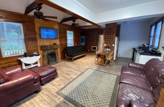 Cabin mountain side deck and privacy. Boat parking with electric and water.