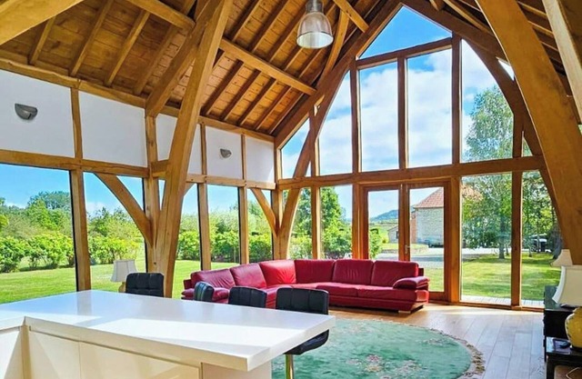 Cabin - Sleeps 4 - Nature, Sauna, Hot Tub