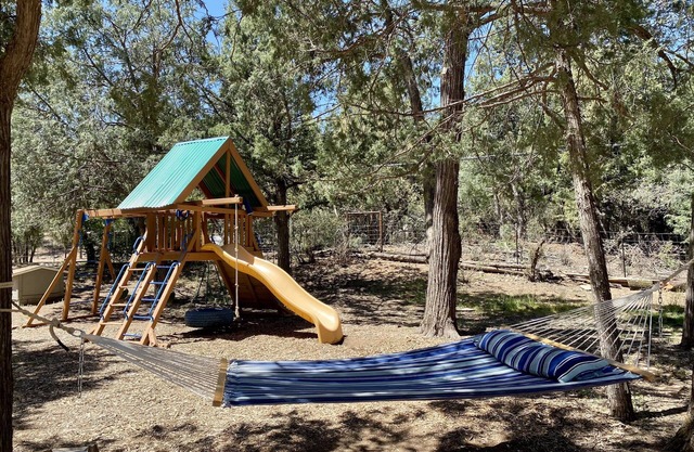 Cabin w/Outdoor Fun! Firepit, Playset, BBQ & More