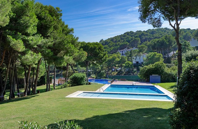 CALA NOSTRA -ROCA ROSA -attached house with sea view and pool-Tamariu