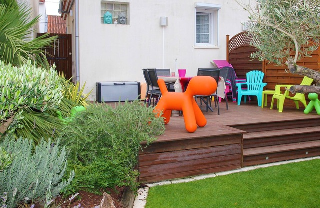 Calm villa in Royan, all comforts, garden, 600m to the beach and city centre